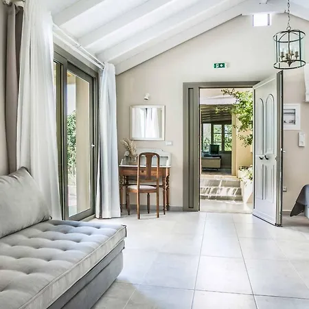 Fanari Villa *